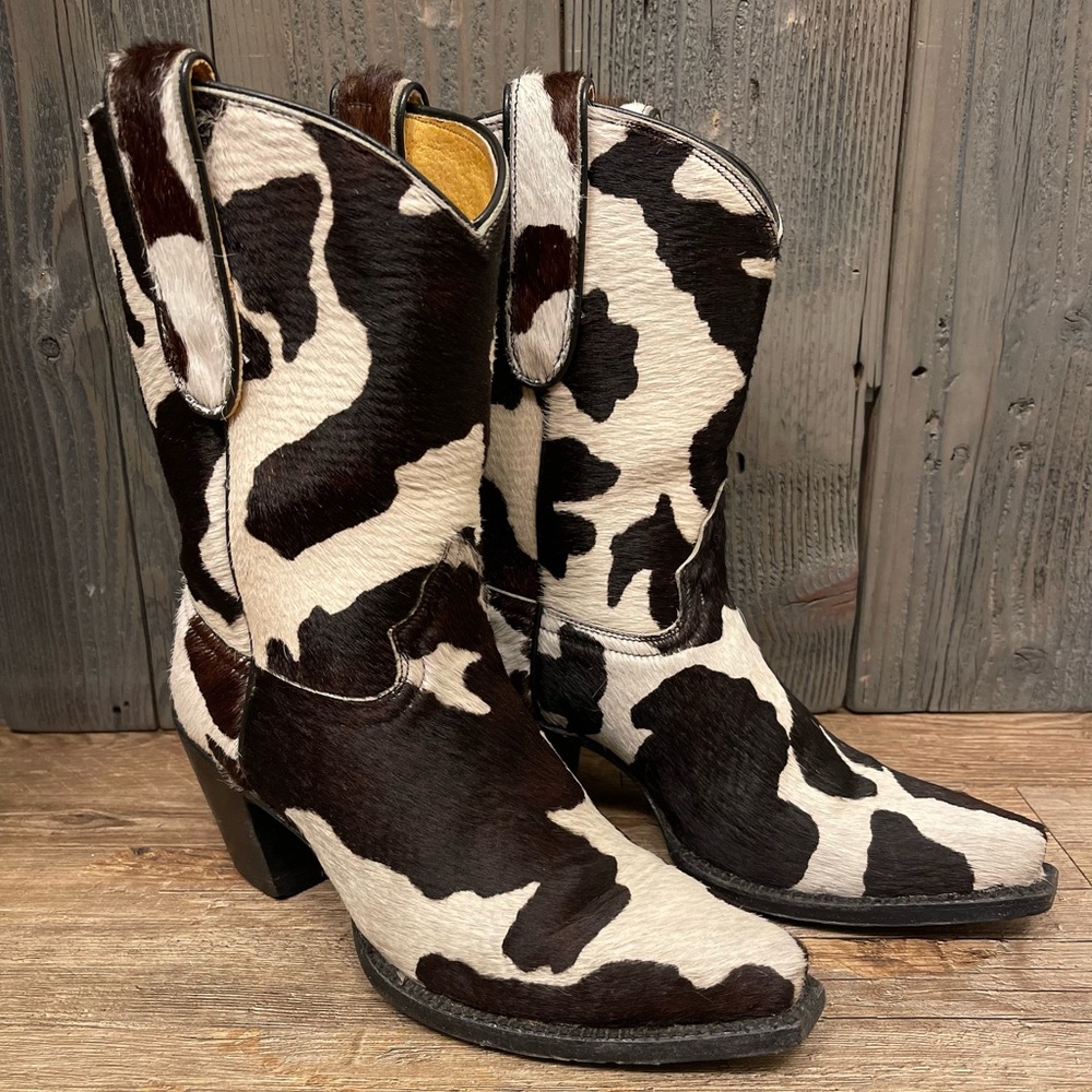 Black & White “cowprint” but REAL hair on hide Boots